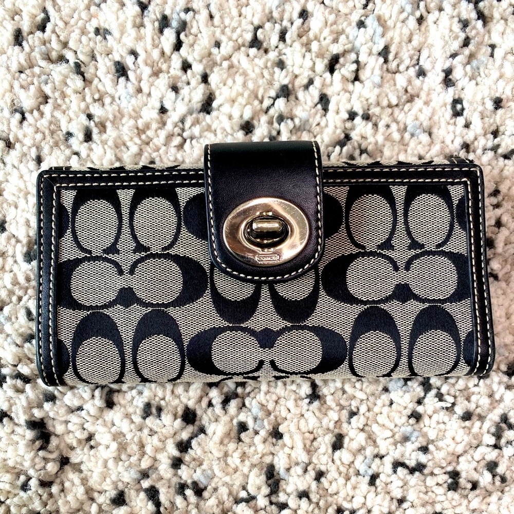 Coach tri-fold wallet